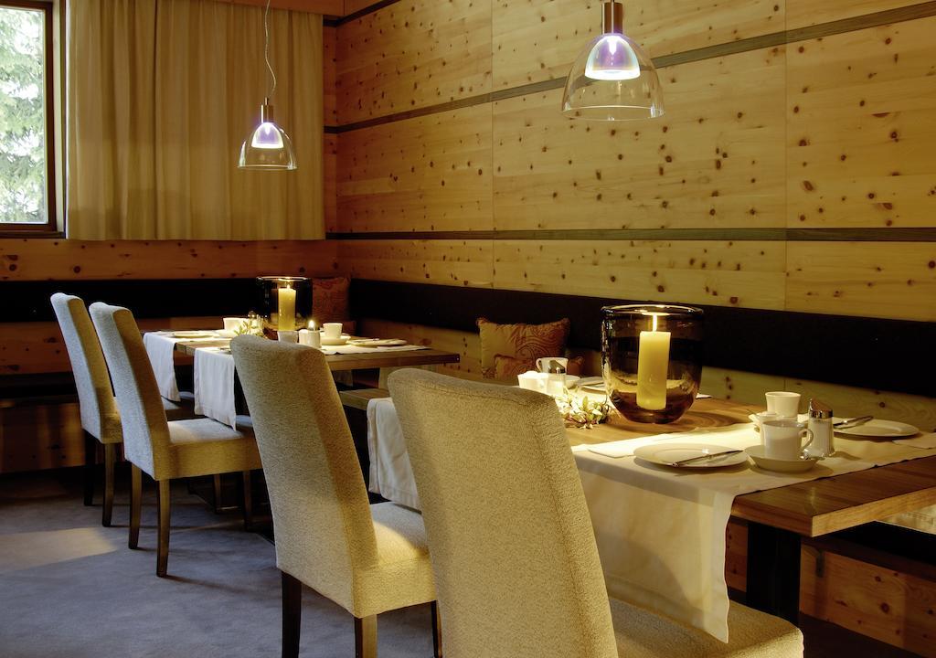 Hotel Rundeck Санкт-Антон-ам-Арльберг Ресторан фото